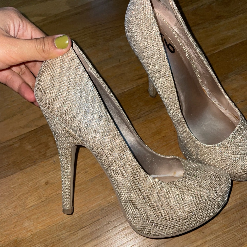 used glitter mix no 6 heels